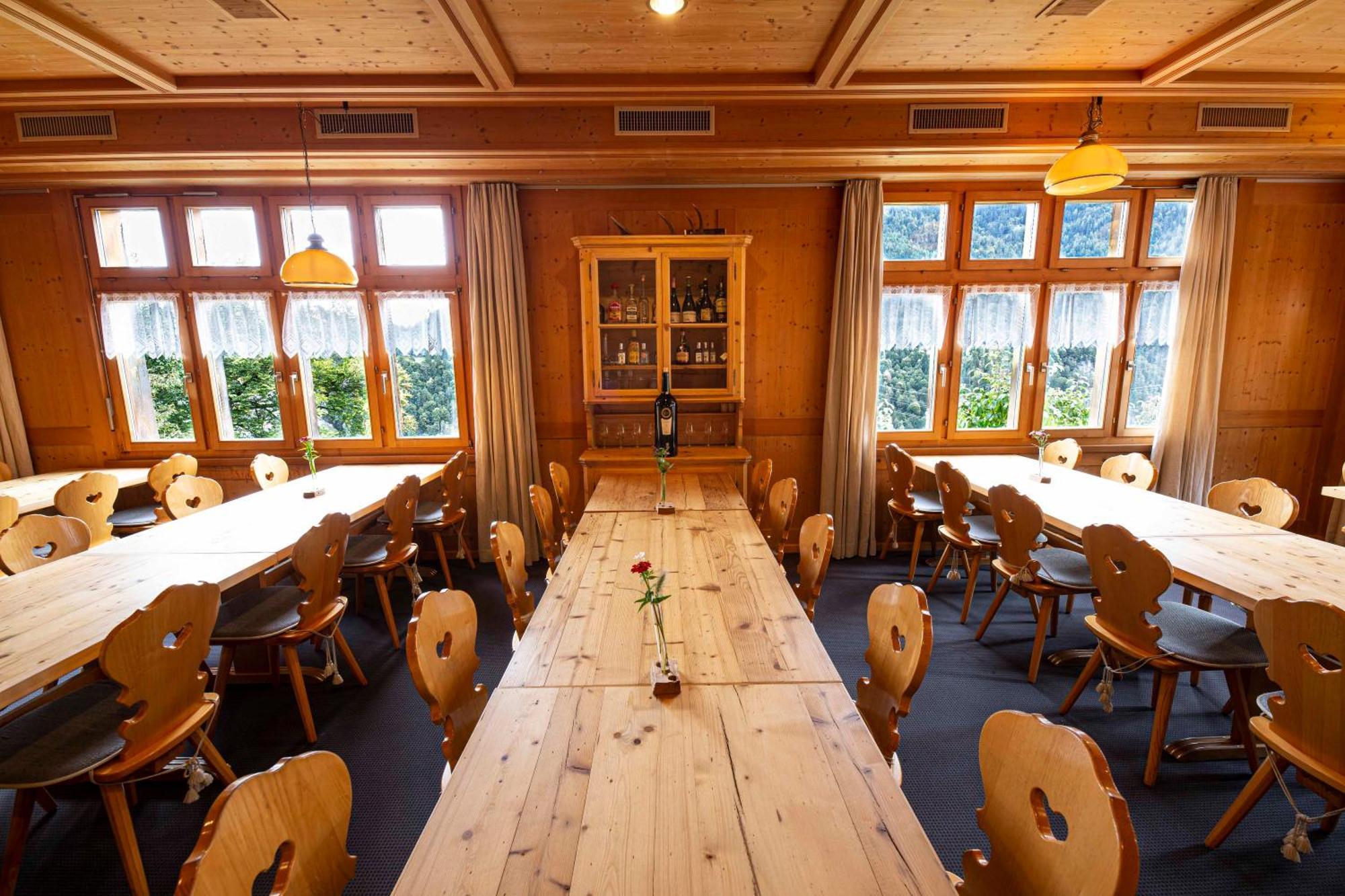 Gasthaus Roessli Versam Luaran gambar