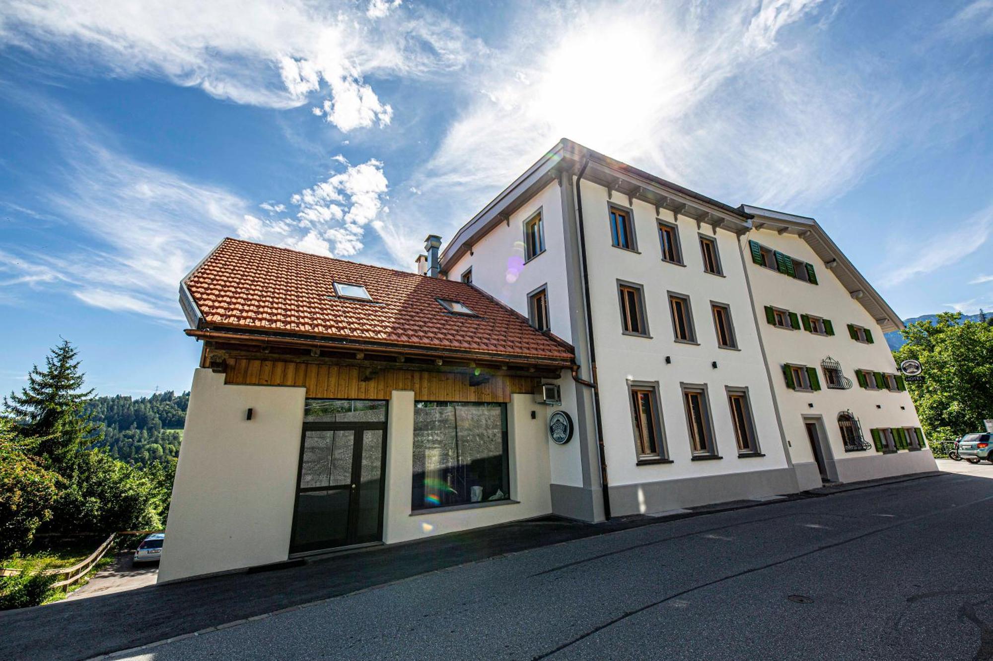 Gasthaus Roessli Versam Luaran gambar