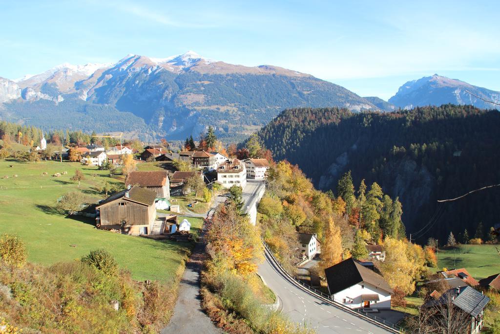 Gasthaus Roessli Versam Luaran gambar